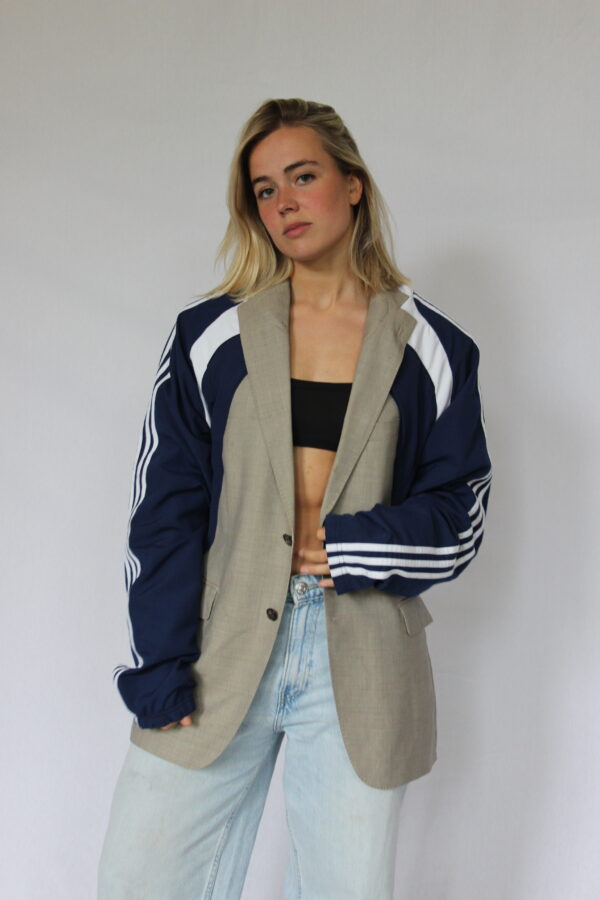 Sand Blazer Sporty Sleeves